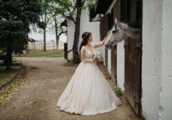 Svatby ve stodole jako trend posledních let