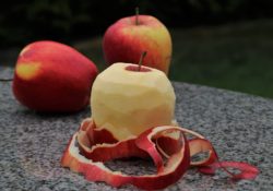 Hubnutí po čtyřicítce není snadné. Vyhněte se konkrétním jídlům a zvládněte to