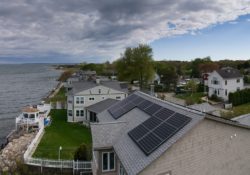 Solární elektrárny se stávají standardem pro střední třídu