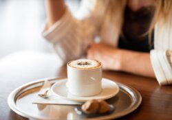 Progres kávové kultury u nás a ve světě